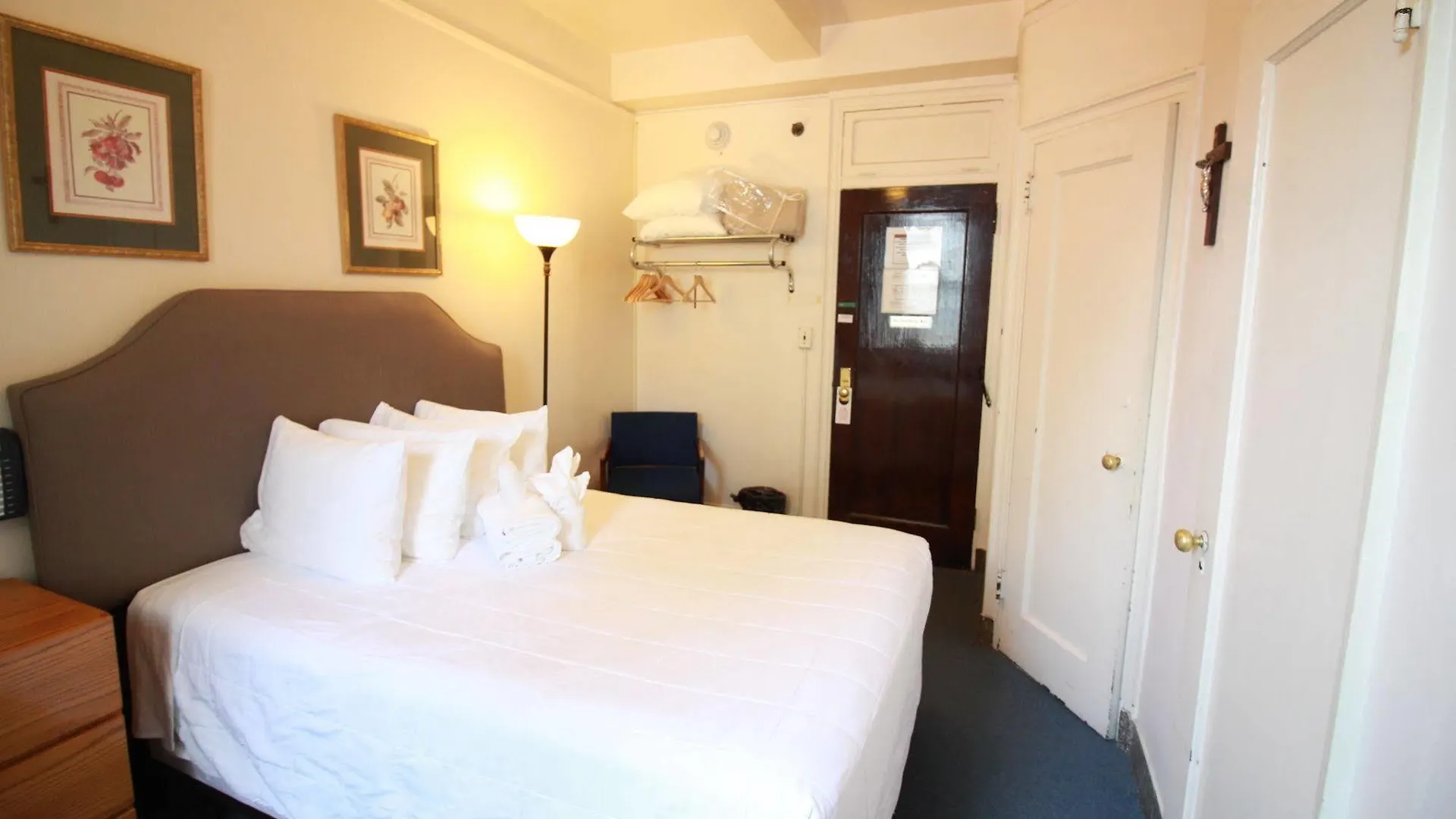 Leo House Otel New York